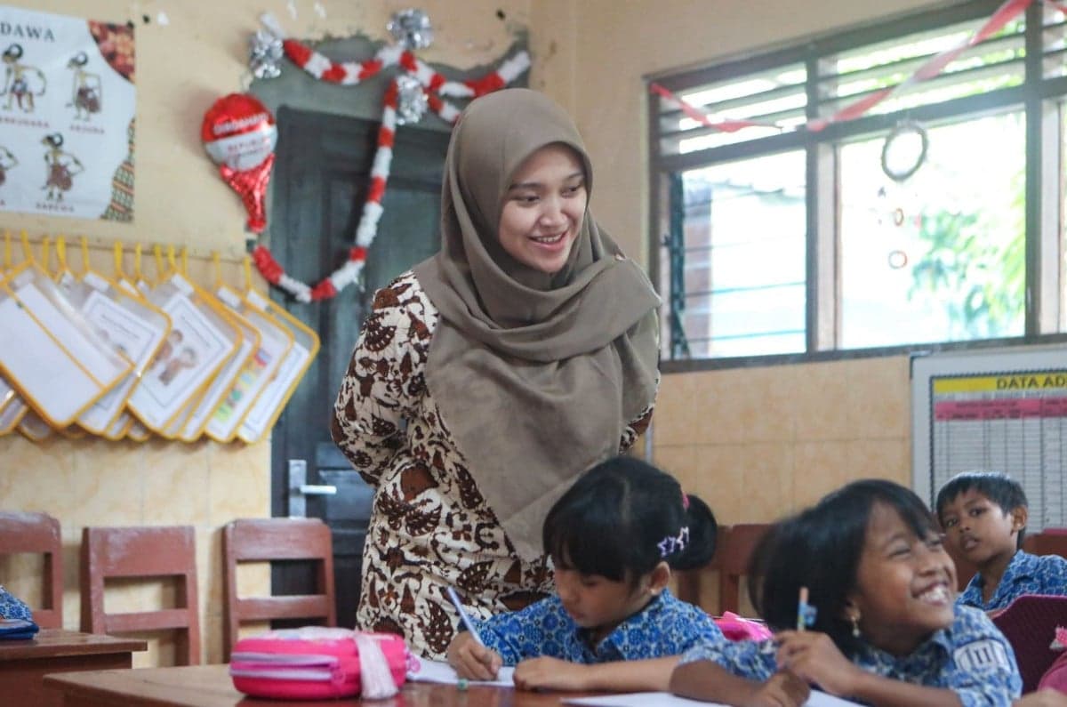 Dirjen GTK Tegaskan Guru Non-ASN Tak Diberhentikan, SE Nomor 7/2026 Beri Kepastian Mengajar Dirjen GTK Tegaskan Guru Non-ASN Tak Diberhentikan, SE Nomor 7/2026 Beri Kepastian Mengajar