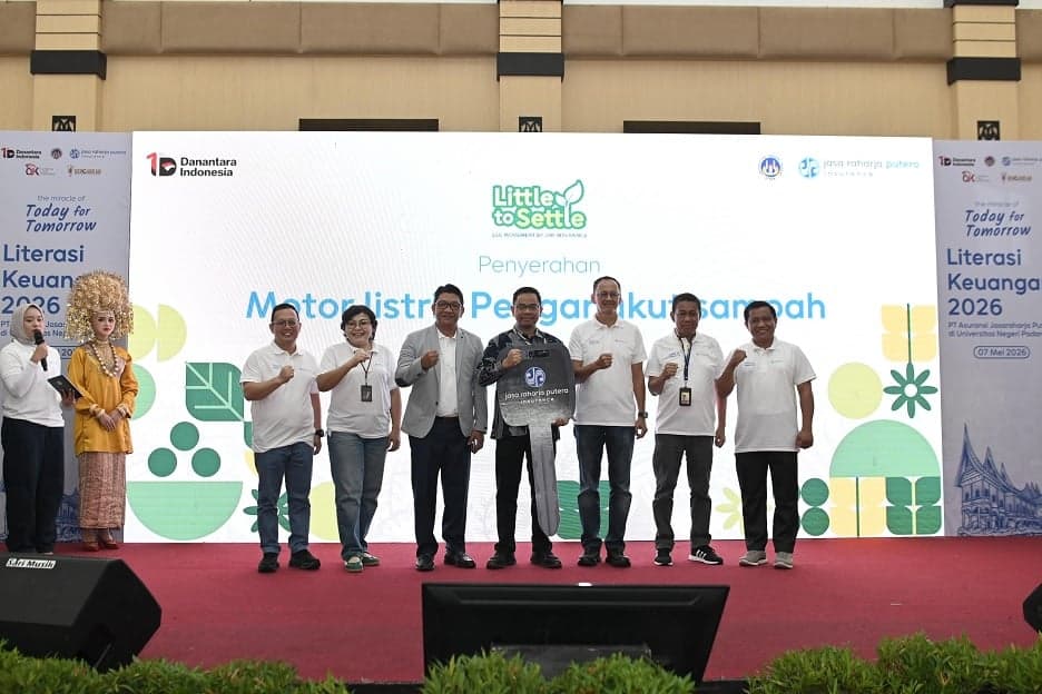 Jasaraharja Putera Gelar Literasi Keuangan Nasional di Universitas Negeri Padang Jasaraharja Putera Gelar Literasi Keuangan Nasional di Universitas Negeri Padang