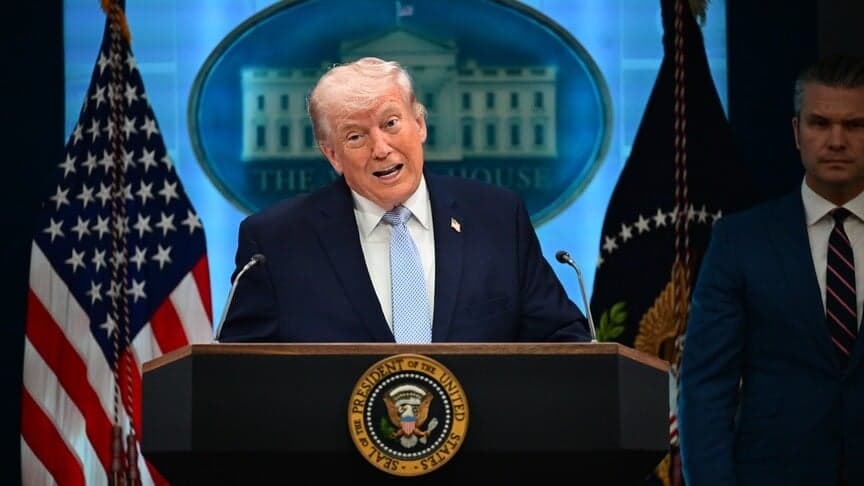 Trump Umumkan Gencatan Senjata 3 Hari dalam Perang Rusia-Ukraina Trump Umumkan Gencatan Senjata 3 Hari dalam Perang Rusia-Ukraina
