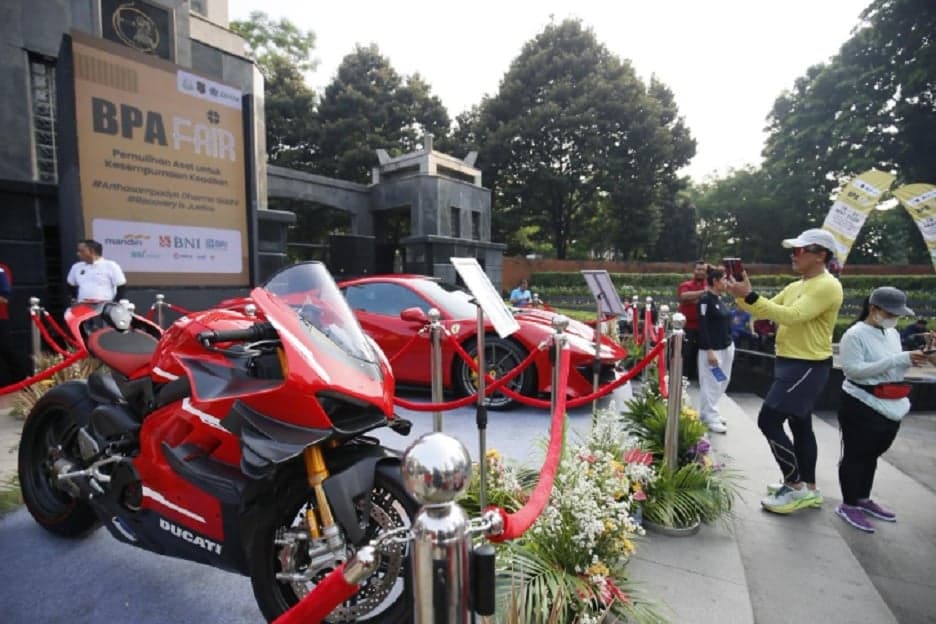 Kejagung Lelang Ferrari hingga Harley Davidson, Target Rp100 Miliar Kejagung Lelang Ferrari hingga Harley Davidson, Target Rp100 Miliar