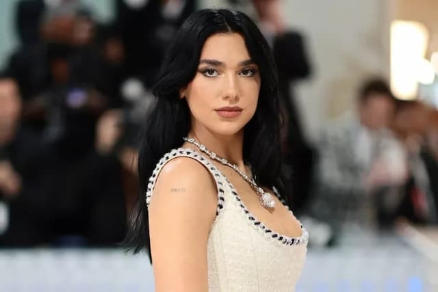 Samsung Off Side Asal Comot Gambar Dua Lipa Tanpa Izin Samsung Off Side Asal Comot Gambar Dua Lipa Tanpa Izin