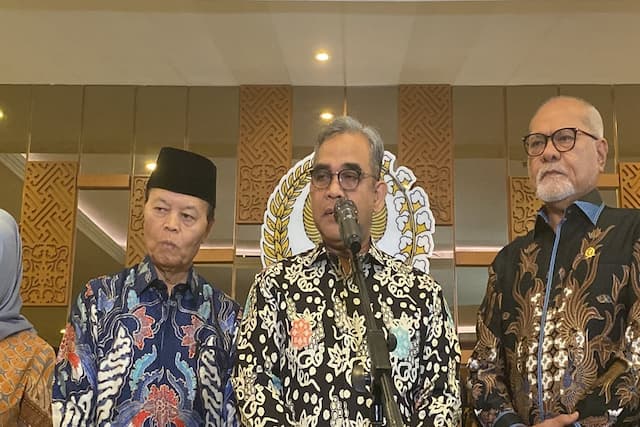 Ketua MPR Ungkap Alasan Juri Cerdas Cermat Tak Ucapkan Minta Maaf ke Publik Ketua MPR Ungkap Alasan Juri Cerdas Cermat Tak Ucapkan Minta Maaf ke Publik