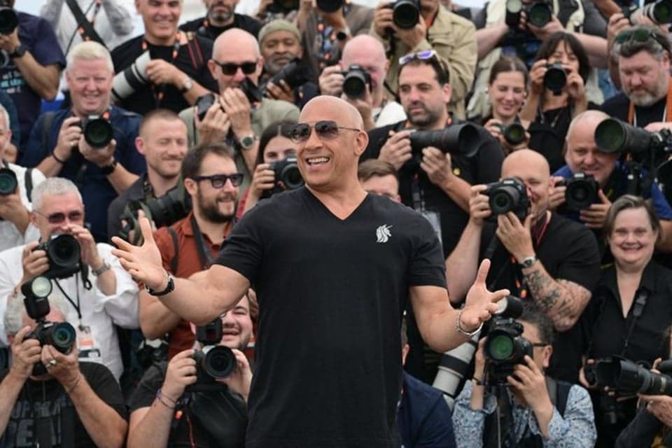 Vin Diesel dan Michelle Rodriguez Reuni di Cannes Rayakan 25 Tahun Fast and Furious Vin Diesel dan Michelle Rodriguez Reuni di Cannes Rayakan 25 Tahun Fast and Furious