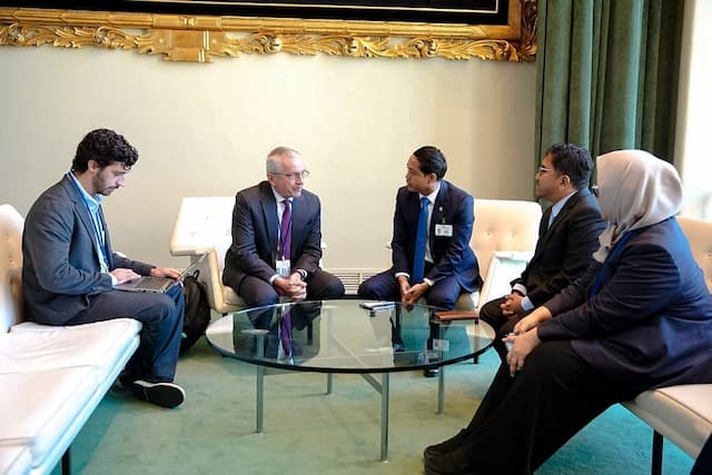 RI-UNEP Perkuat Kerja Sama Kehutanan, REDD+, dan Pengembangan Pasar Karbon RI-UNEP Perkuat Kerja Sama Kehutanan, REDD+, dan Pengembangan Pasar Karbon