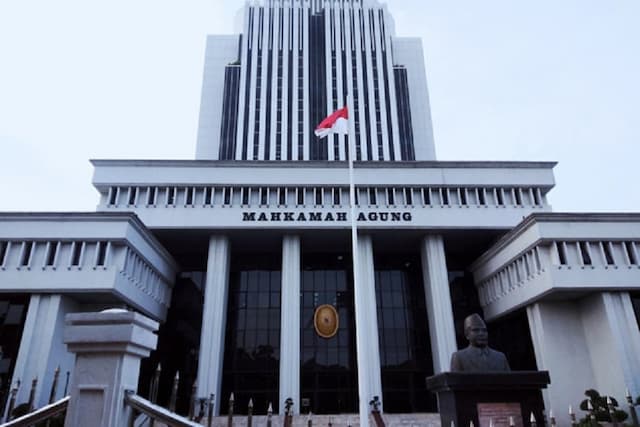 MA Tolak Kasasi Dokter Taufik Eko Nugroho Terkait Kasus Pemerasan di PPDS Kedokteran Undip MA Tolak Kasasi Dokter Taufik Eko Nugroho Terkait Kasus Pemerasan di PPDS Kedokteran Undip