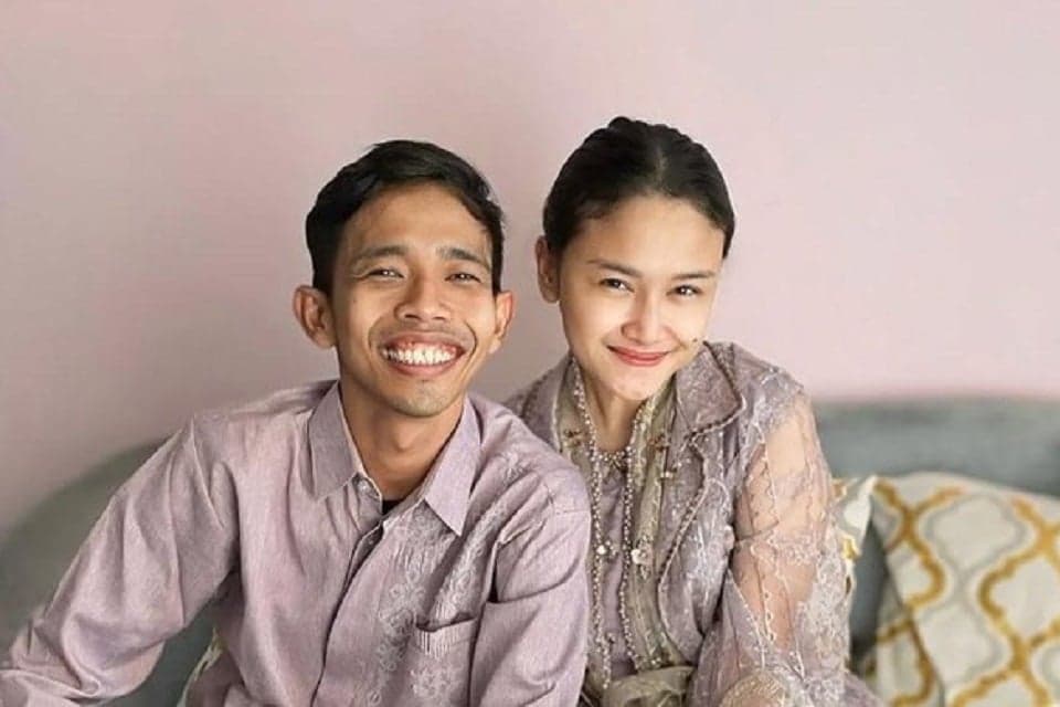 Sudah Talak Tiga, Dede Sunandar dan Karen Hertatum Sepakat Cerai Sudah Talak Tiga, Dede Sunandar dan Karen Hertatum Sepakat Cerai