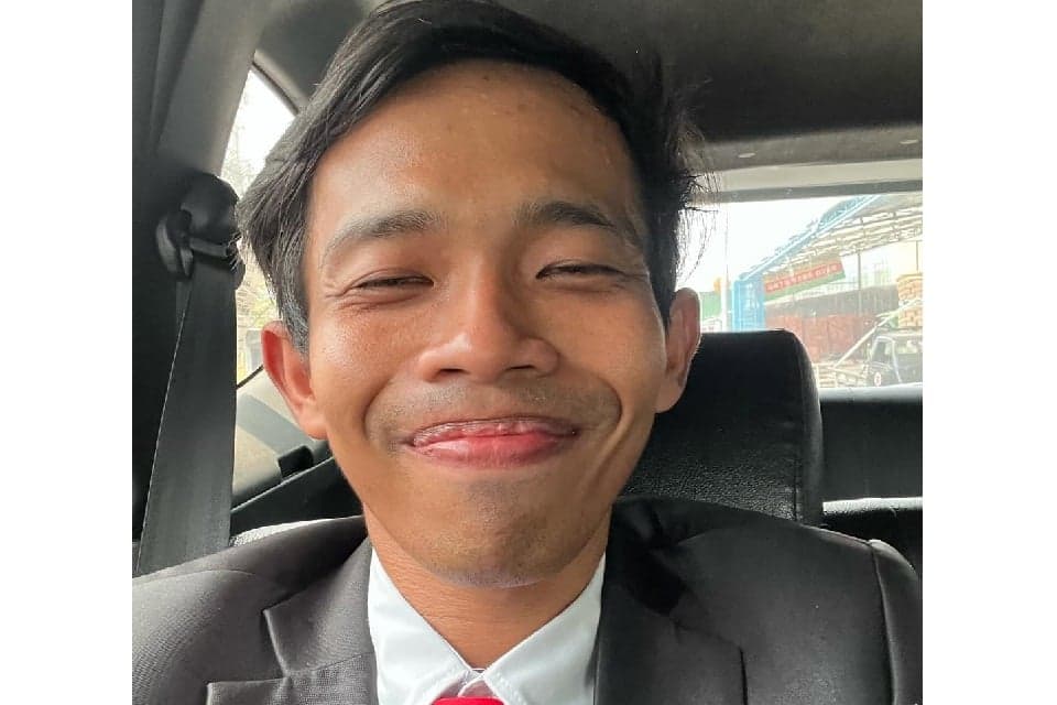Konflik Rumah Tangga Bikin Dede Sunandar Kehilangan Job, Siap Jadi Sopir Lagi Konflik Rumah Tangga Bikin Dede Sunandar Kehilangan Job, Siap Jadi Sopir Lagi