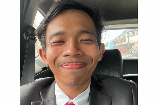Konflik Rumah Tangga Bikin Dede Sunandar Kehilangan Job, Siap Jadi Sopir Lagi Konflik Rumah Tangga Bikin Dede Sunandar Kehilangan Job, Siap Jadi Sopir Lagi