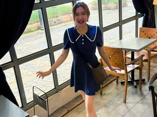 Vicky Shu Sempat Alami Body Shaming, Kini Sukses Turunkan Berat Badan Pasca Melahirkan Vicky Shu Sempat Alami Body Shaming, Kini Sukses Turunkan Berat Badan Pasca Melahirkan