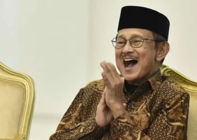 Kisah Habibie Berhasil Taklukkan Dolar AS dari Rp17.000 ke Rp6.550 Kisah Habibie Berhasil Taklukkan Dolar AS dari Rp17.000 ke Rp6.550
