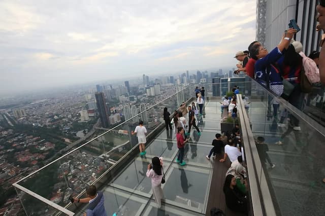 Porsi Investasi Asing Cuma 1,8, Ekonom: Perizinan Masih Berlarut-larut Porsi Investasi Asing Cuma 1,8, Ekonom: Perizinan Masih Berlarut-larut