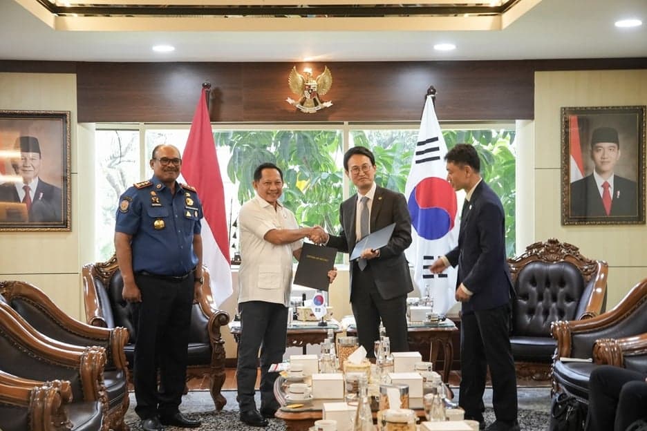 Kemendagri-Korsel Matangkan Pengembangan Nomor Tunggal Panggilan Darurat 112 Kemendagri-Korsel Matangkan Pengembangan Nomor Tunggal Panggilan Darurat 112