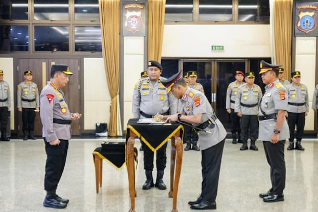 Deretan Brigjen Pol Dilantik Kapolri Jadi Kapolda, Ini Nama-namanya Deretan Brigjen Pol Dilantik Kapolri Jadi Kapolda, Ini Nama-namanya
