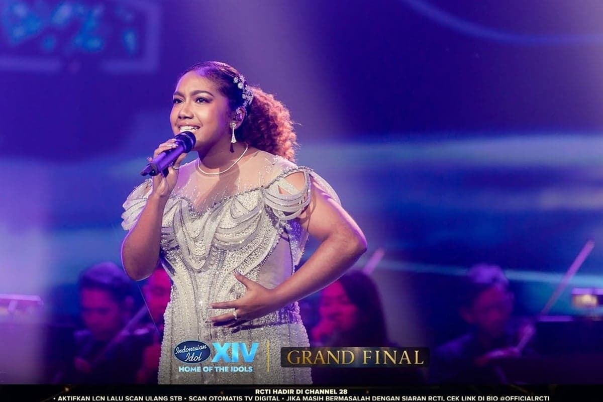 Niki dan Celyna Bawakan Lagu Kemenangan Sumpah Mati, Grand Final Indonesian Idol XIV Makin Sengit Niki dan Celyna Bawakan Lagu Kemenangan Sumpah Mati, Grand Final Indonesian Idol XIV Makin Sengit