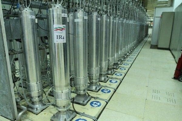 Iran Ingin Serahkan Persediaan Nuklirnya ke Rusia Iran Ingin Serahkan Persediaan Nuklirnya ke Rusia