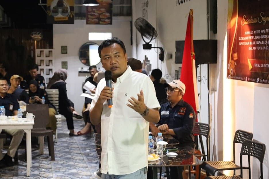 Puspoll Indonesia: Kehadiran Langsung Presiden Prabowo di DPR Kirim Sinyal Optimisme dan Kepastian Arah Negara Puspoll Indonesia: Kehadiran Langsung Presiden Prabowo di DPR Kirim Sinyal Optimisme dan Kepastian Arah Negara
