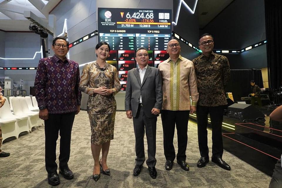 Kehadiran Wakil Ketua DPR di BEI Dinilai Jadi Sinyal Dukungan Negara di Tengah Pelemahan IHSG Kehadiran Wakil Ketua DPR di BEI Dinilai Jadi Sinyal Dukungan Negara di Tengah Pelemahan IHSG