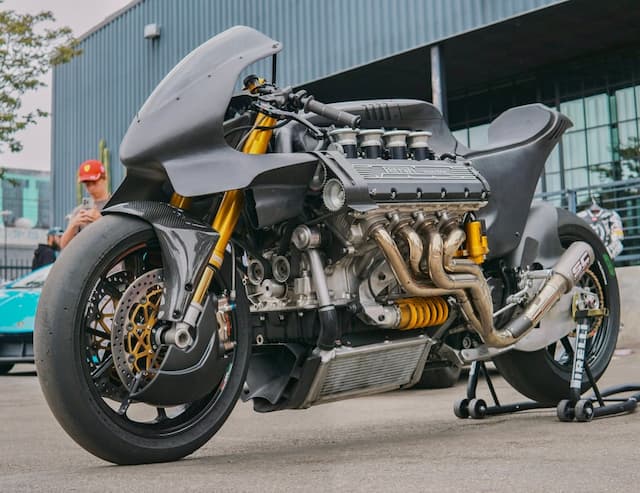 Modifikasi Gila! Motor Bermesin Ferrari F355 V8 Diperkenalkan, Segini Kecepatannya Modifikasi Gila! Motor Bermesin Ferrari F355 V8 Diperkenalkan, Segini Kecepatannya