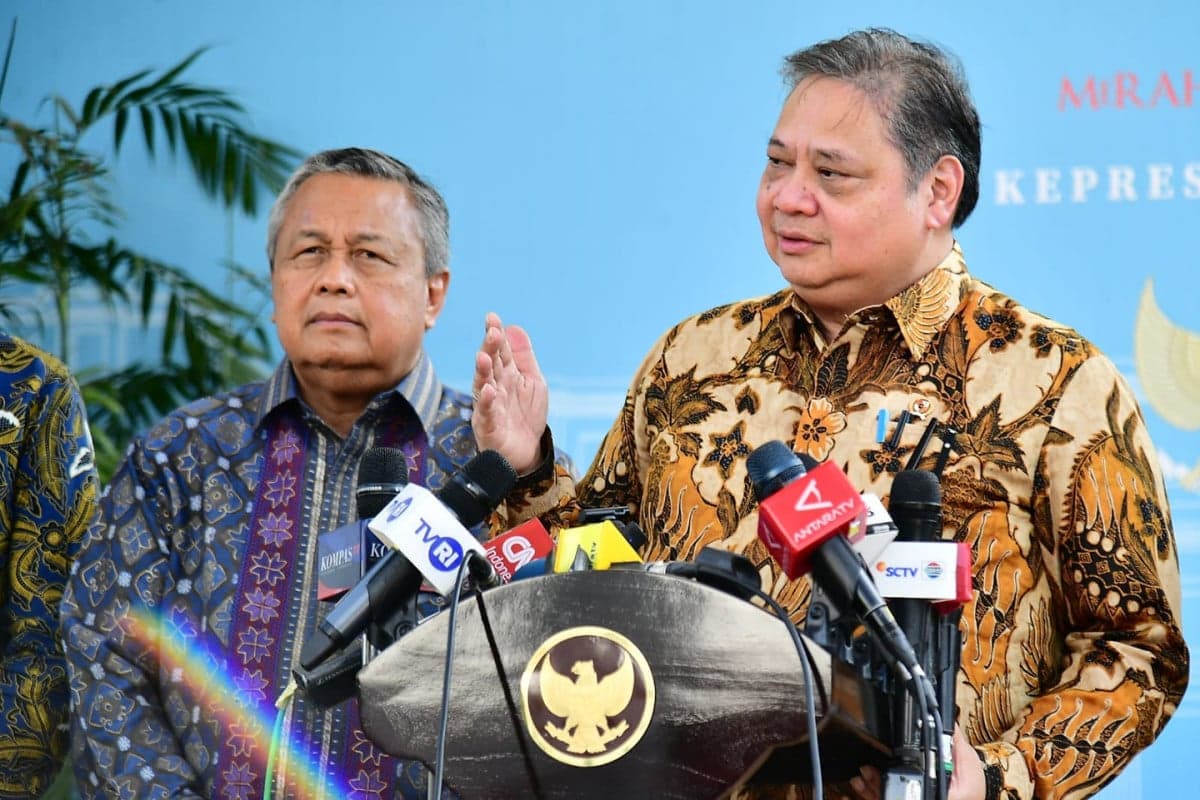 Ekspor Komoditas Satu Pintu, Airlangga Minta Investor Asing Tetap Tenang dan Percaya Pemerintah Ekspor Komoditas Satu Pintu, Airlangga Minta Investor Asing Tetap Tenang dan Percaya Pemerintah