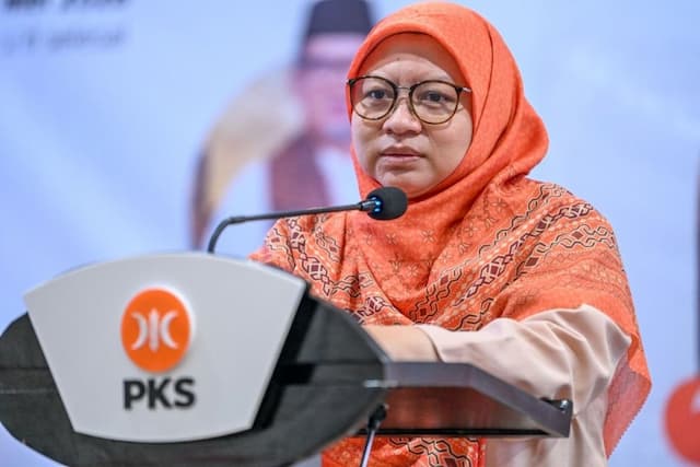 PKS Tekankan Peran Perempuan dalam Penguatan Ekonomi Keluarga dan Nasional PKS Tekankan Peran Perempuan dalam Penguatan Ekonomi Keluarga dan Nasional