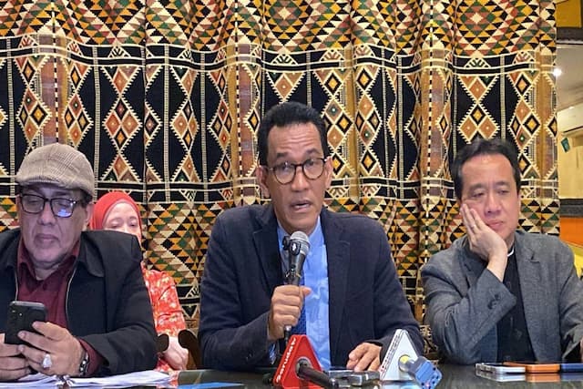 Polda Metro Jaya Akan Limpahkan Perkara Roy Suryo Cs ke Kejaksaan, Refly: Pernyataan Normatif Polda Metro Jaya Akan Limpahkan Perkara Roy Suryo Cs ke Kejaksaan, Refly: Pernyataan Normatif
