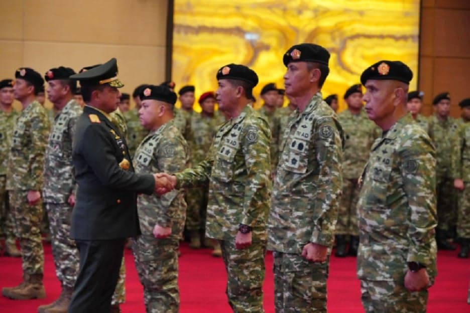 Jenderal Agus Subiyanto Pimpin Sertijab 4 Perwira Tinggi, Kapusdalops hingga Kapuspen TNI Jenderal Agus Subiyanto Pimpin Sertijab 4 Perwira Tinggi, Kapusdalops hingga Kapuspen TNI