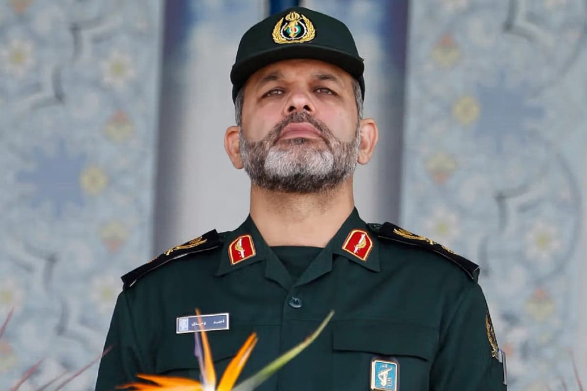 Negosiasi dengan AS Genting, Jenderal Top Iran Ini Rebut Posisi Dekat Mojtaba Khamenei Negosiasi dengan AS Genting, Jenderal Top Iran Ini Rebut Posisi Dekat Mojtaba Khamenei