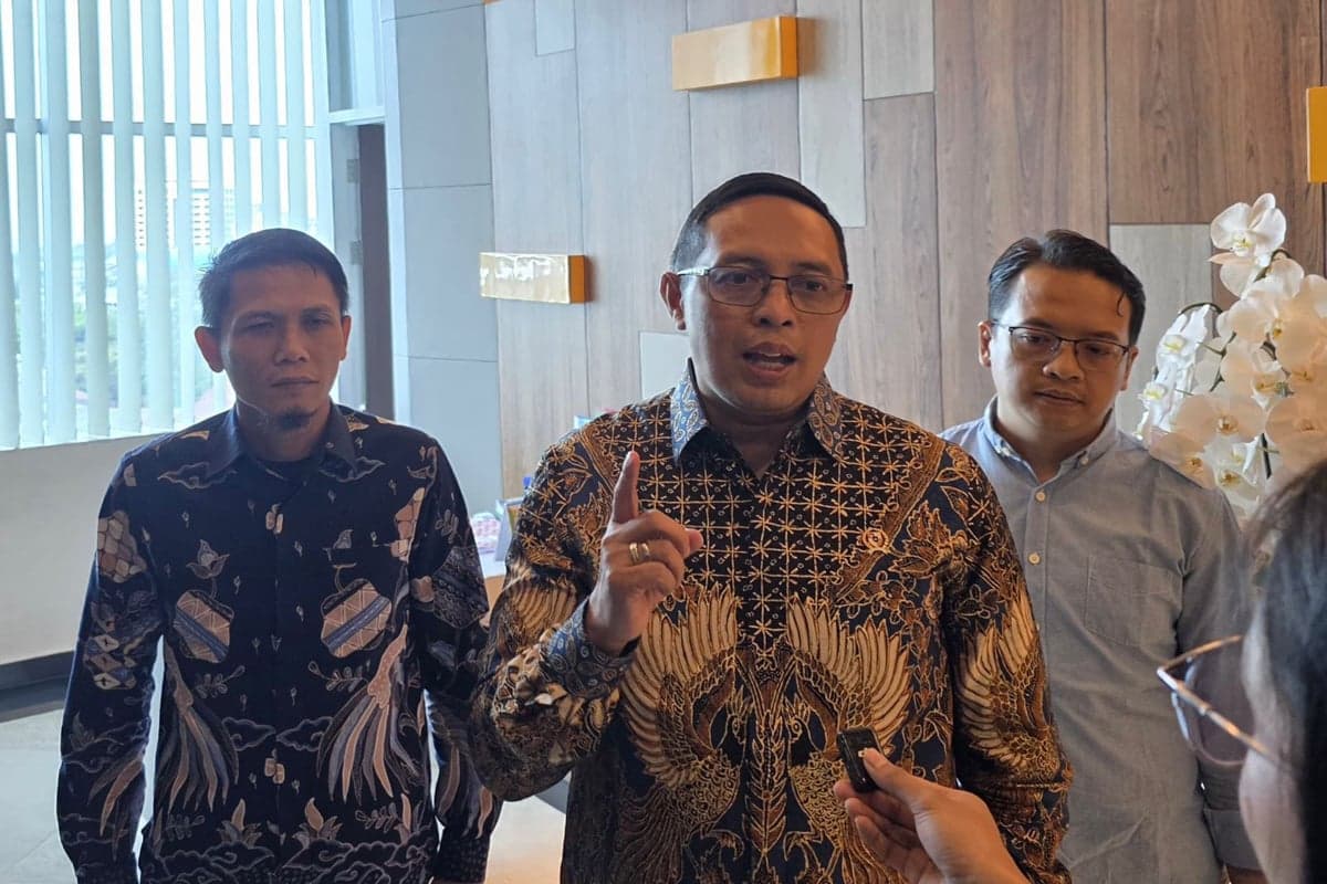 Hasan Nasbi Dorong Mahasiswa Fisip Unpas Lebih Kritis Hadapi Disrupsi Digital Hasan Nasbi Dorong Mahasiswa Fisip Unpas Lebih Kritis Hadapi Disrupsi Digital