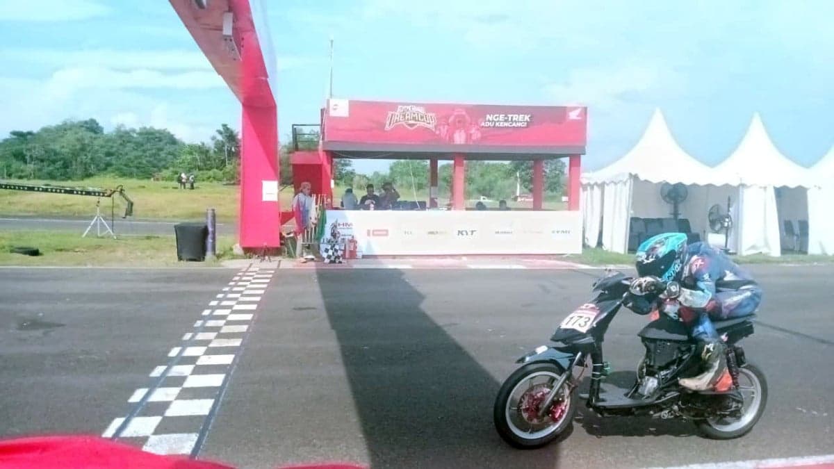 12 Kelas Balap Meriahkan Astra Honda Dream Cup 2026 di Tasikmalaya 12 Kelas Balap Meriahkan Astra Honda Dream Cup 2026 di Tasikmalaya