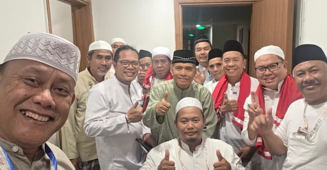 Kepala BGN Naik Haji Jalur Reguler, Anggota DPR: Patut Menjadi Teladan Kepala BGN Naik Haji Jalur Reguler, Anggota DPR: Patut Menjadi Teladan