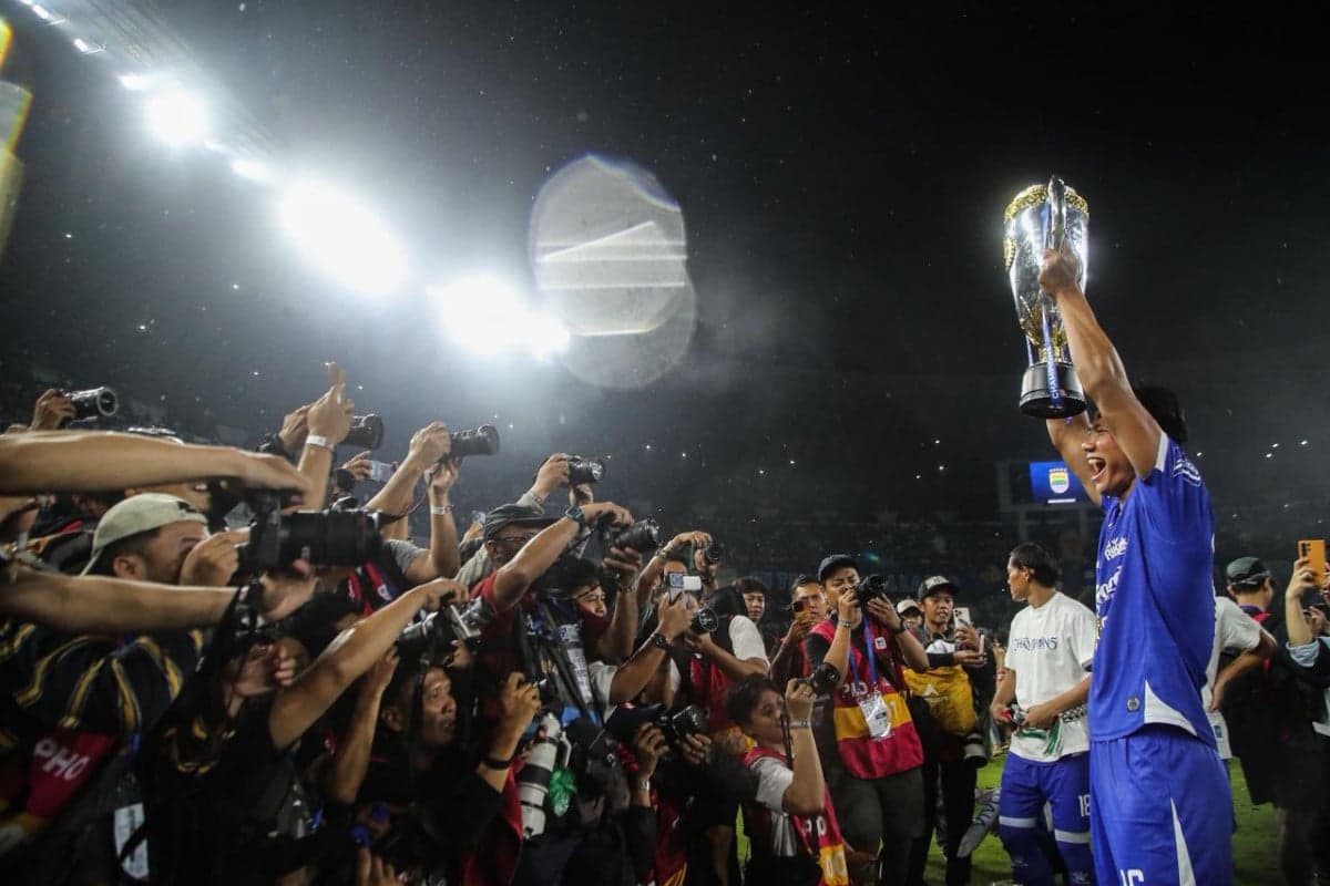 Bojan: Persib Masih Dipeluk Dewi Fortuna Bojan: Persib Masih Dipeluk Dewi Fortuna