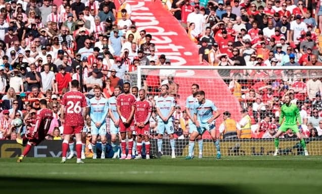Liverpool Ditahan Brentford, Mohamed Salah Resmi Tinggalkan Anfield Liverpool Ditahan Brentford, Mohamed Salah Resmi Tinggalkan Anfield