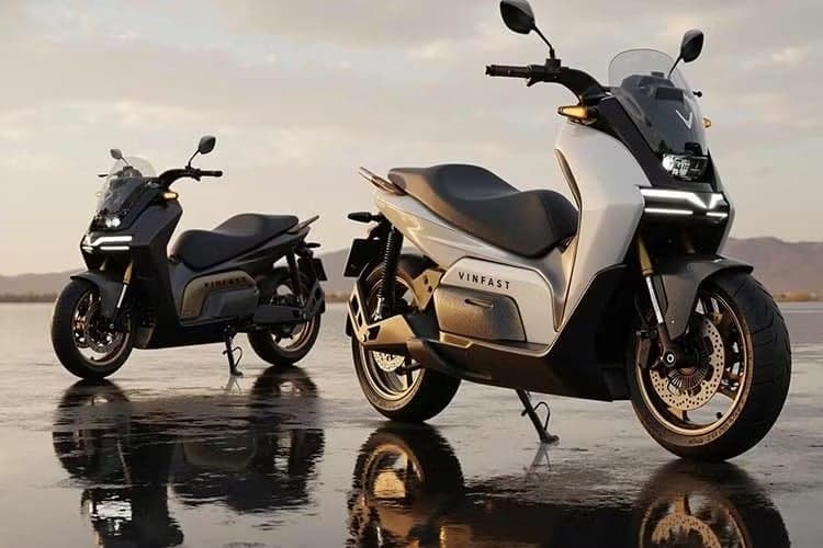Desain Mirip Yamaha TMax, Vinfast Rasad Siap Melesat 130 Km/Jam Desain Mirip Yamaha TMax, Vinfast Rasad Siap Melesat 130 Km/Jam