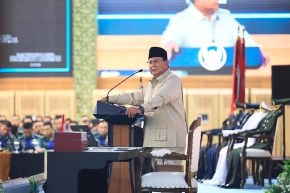 Prabowo Dukung TNI-Polri Ciptakan Kepemimpinan yang Kuat, Bijaksana, dan Adaptif Prabowo Dukung TNI-Polri Ciptakan Kepemimpinan yang Kuat, Bijaksana, dan Adaptif