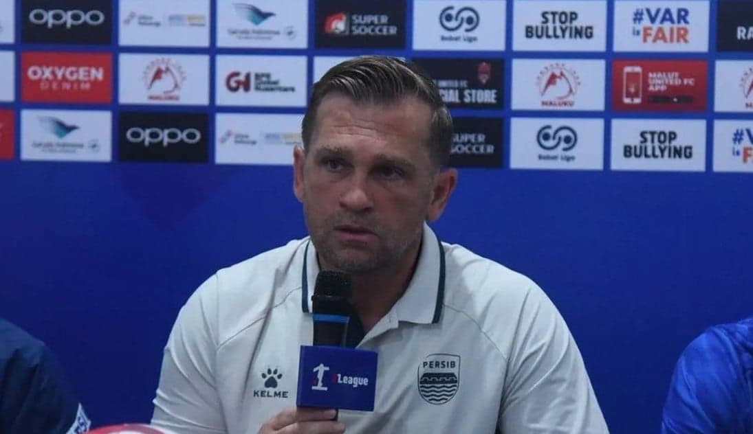 Igor Tolic Gantikan Bojan Hodak Jadi Pelatih Persib Bandung Igor Tolic Gantikan Bojan Hodak Jadi Pelatih Persib Bandung