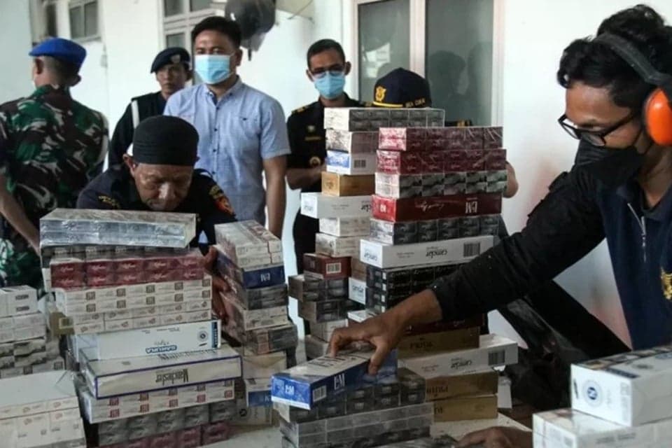 Asosiasi Minta Rancangan Aturan Peringatan Kesehatan Tak Bertentangan dengan UU Hak Kekayaan Intelektual Asosiasi Minta Rancangan Aturan Peringatan Kesehatan Tak Bertentangan dengan UU Hak Kekayaan Intelektual