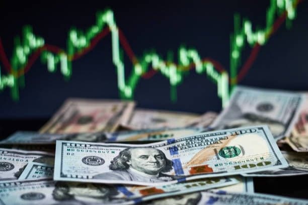 Krisis Mata Ulang Lokal Dorong Investor Regional Buru Aset Berbasis Dolar AS Krisis Mata Ulang Lokal Dorong Investor Regional Buru Aset Berbasis Dolar AS