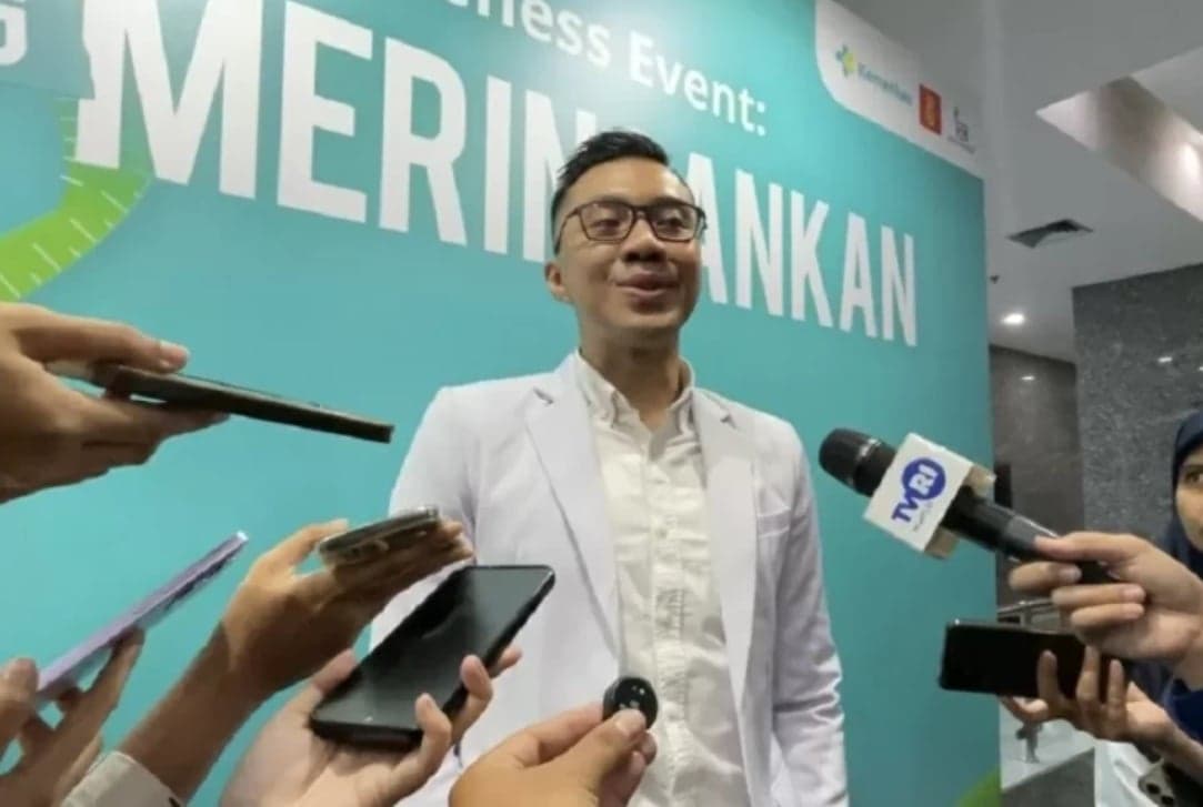 Fokus Haji 2026, dr. Gia Pratama Hentikan Aktivitas Media Sosial Sementara Fokus Haji 2026, dr. Gia Pratama Hentikan Aktivitas Media Sosial Sementara