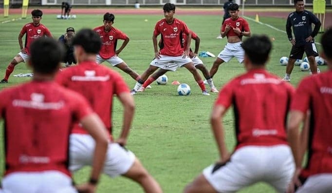 Hasil Drawing: Timnas Indonesia Bentrok Malaysia di Fase Grup Kualifikasi Piala Asia U-20 Hasil Drawing: Timnas Indonesia Bentrok Malaysia di Fase Grup Kualifikasi Piala Asia U-20