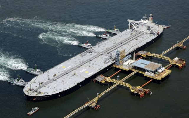 Tiga Kapal Tanker Tujuan China dan India Diam-diam Tinggalkan Selat Hormuz, Begini Caranya Tiga Kapal Tanker Tujuan China dan India Diam-diam Tinggalkan Selat Hormuz, Begini Caranya
