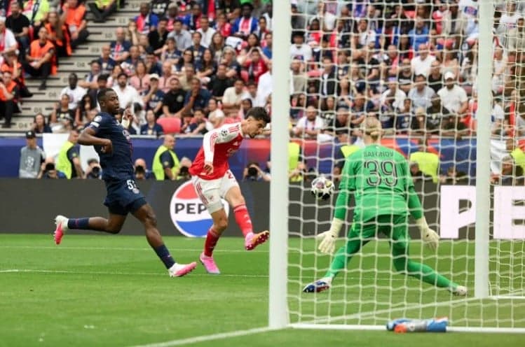 Arsenal Ungguli PSG 1-0 di Babak Pertama Final Liga Champions Arsenal Ungguli PSG 1-0 di Babak Pertama Final Liga Champions