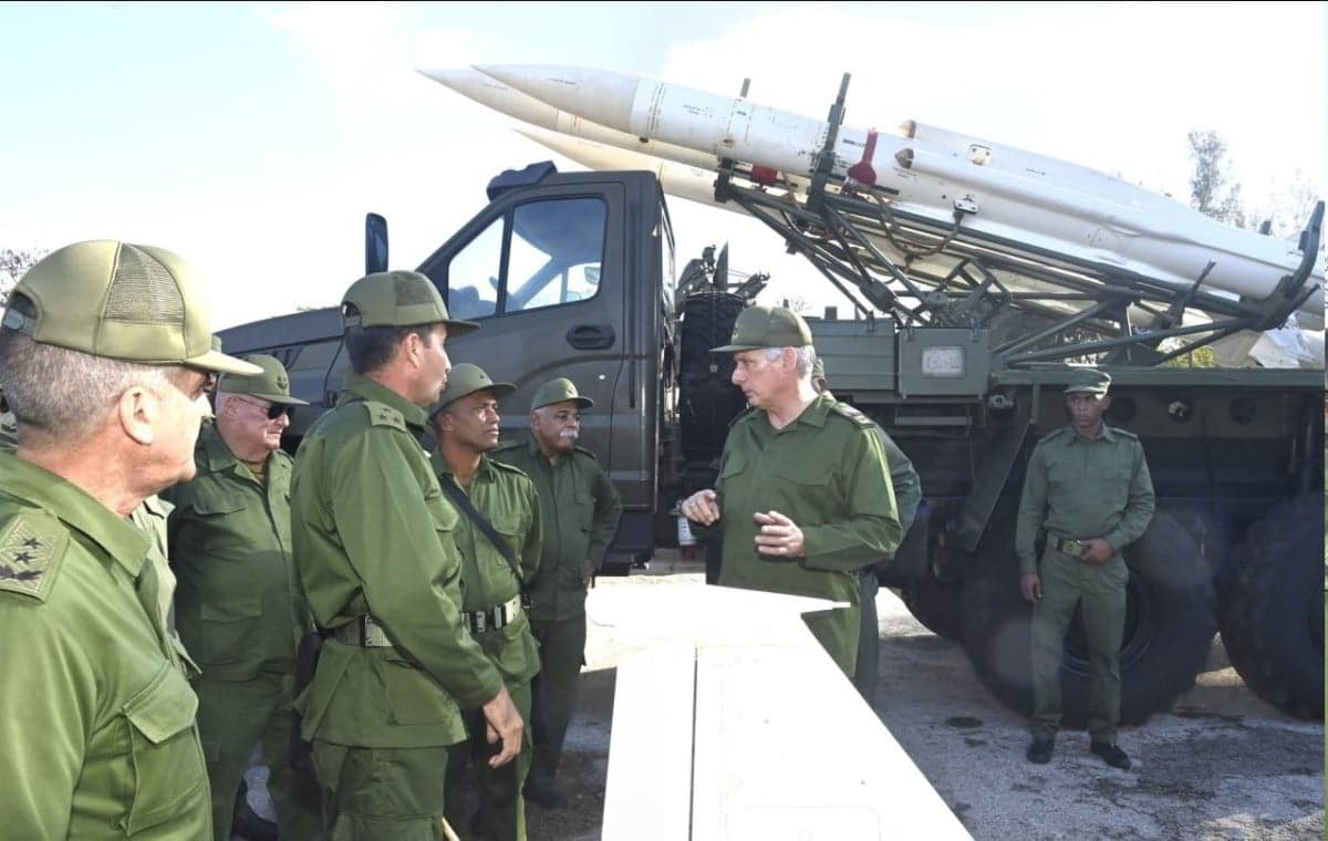 Pemimpin Militer AS dan Kuba Bertemu di Guantanamo, Apa yang Dibahas? Pemimpin Militer AS dan Kuba Bertemu di Guantanamo, Apa yang Dibahas?