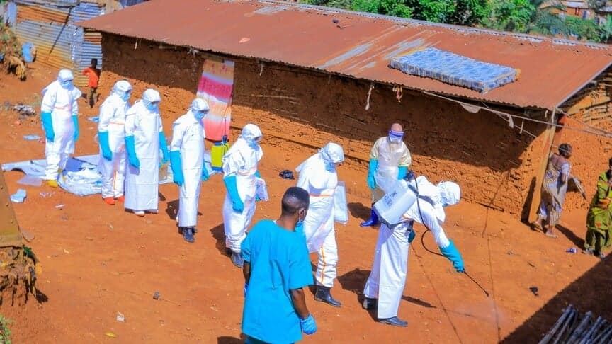 Kepala WHO Kunjungi Pusat Wabah Ebola Kepala WHO Kunjungi Pusat Wabah Ebola