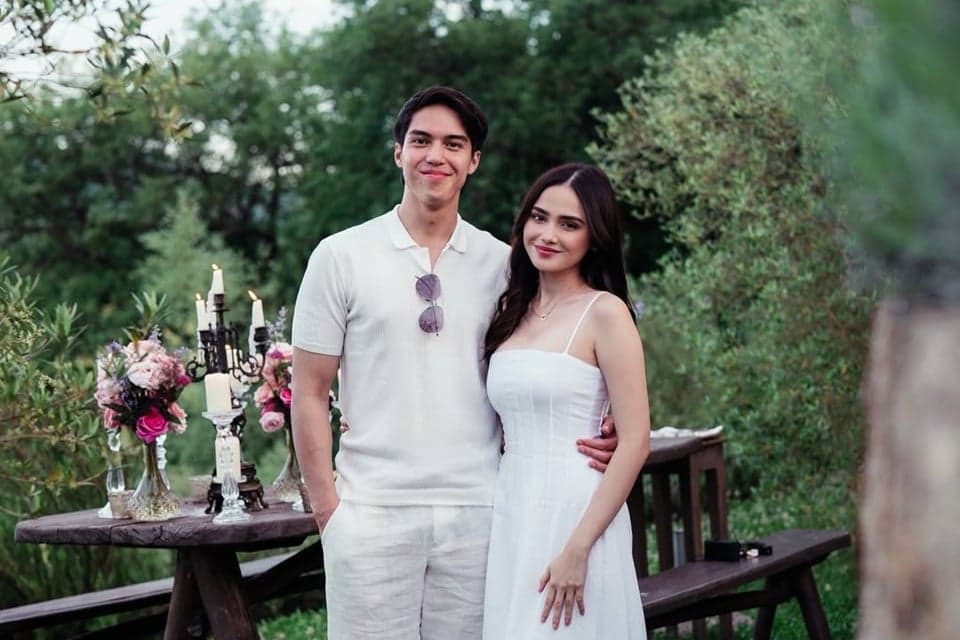 Syifa Hadju Beri Kejutan Romantis untuk El Rumi saat Bulan Madu di Italia Syifa Hadju Beri Kejutan Romantis untuk El Rumi saat Bulan Madu di Italia