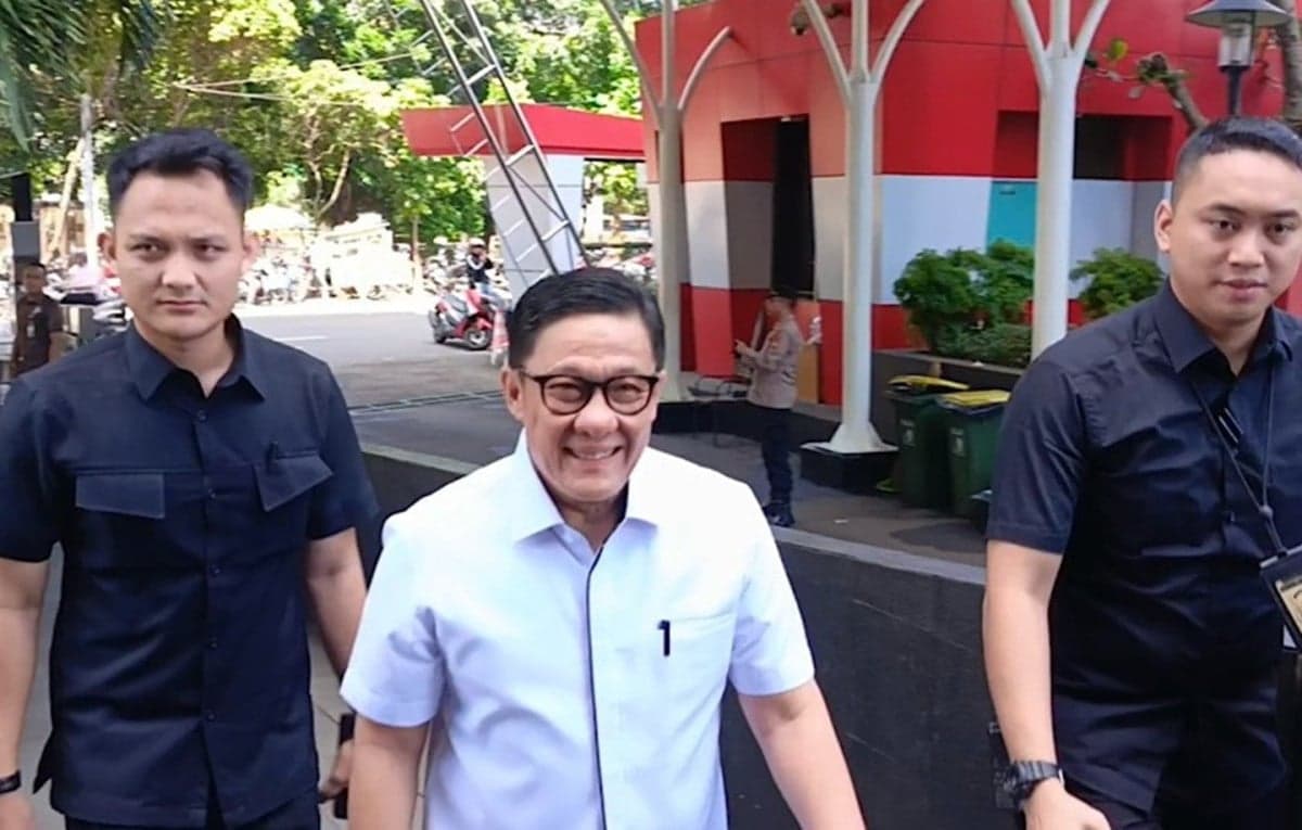 KPK Tangkap 17 Orang dalam OTT Jakbar Termasuk Mantan Plt Dirjen Imigrasi Saffar Godam KPK Tangkap 17 Orang dalam OTT Jakbar Termasuk Mantan Plt Dirjen Imigrasi Saffar Godam