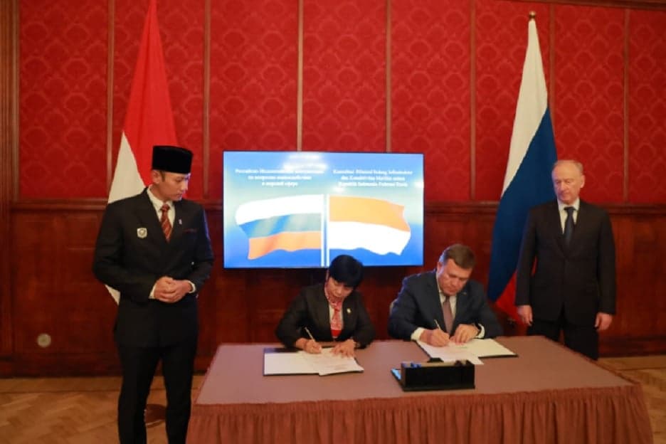 Menko AHY-Dewan Maritim Rusia Kerja Sama Pembangunan PLTN Terapung dan Kapal Cepat Menko AHY-Dewan Maritim Rusia Kerja Sama Pembangunan PLTN Terapung dan Kapal Cepat