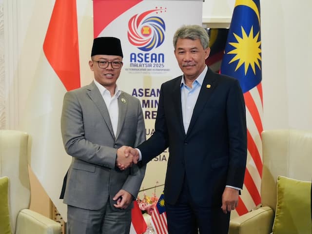 Kunjungi Indonesia, Menlu Malaysia Fokus Kerja Sama Atasi Guncangan Eksternal Kunjungi Indonesia, Menlu Malaysia Fokus Kerja Sama Atasi Guncangan Eksternal