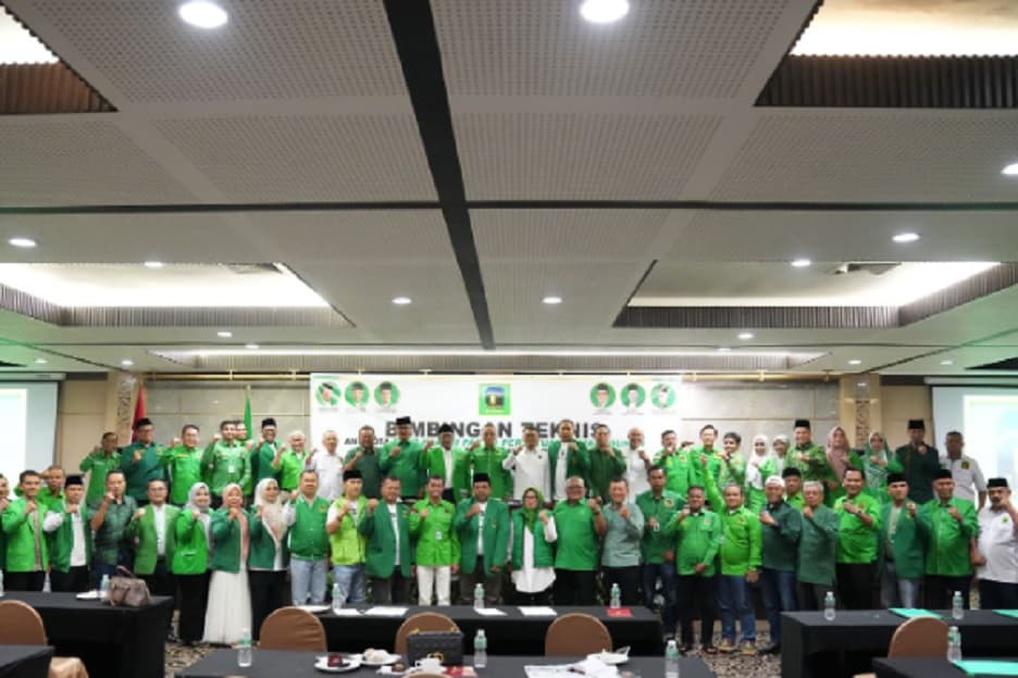 Arwani Thomafi Instruksikan Anggota DPRD dari PPP Dukung MBG Arwani Thomafi Instruksikan Anggota DPRD dari PPP Dukung MBG