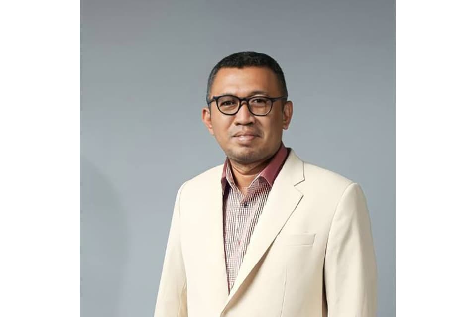 Menjaga Institusi TNI dari Intervensi Politik Menjaga Institusi TNI dari Intervensi Politik