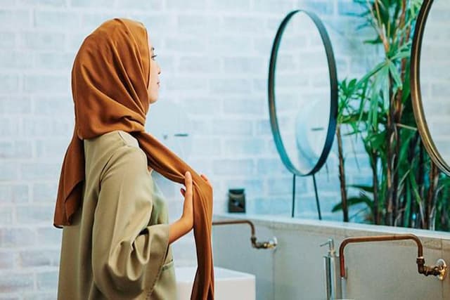 Pengin Cantik Alami? 6 Amalan Ini Bisa Diamalkan Kaum Muslimah Pengin Cantik Alami? 6 Amalan Ini Bisa Diamalkan Kaum Muslimah